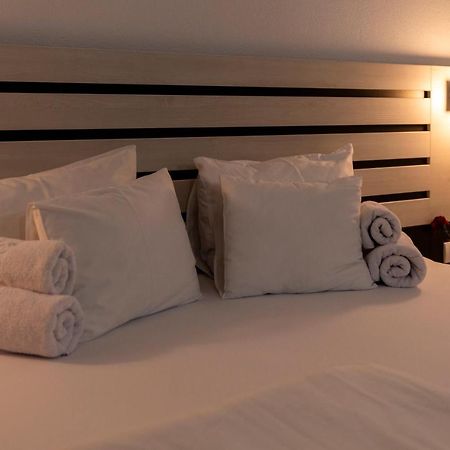 Garni Hotel 11Tica Dm Novi Sad Luaran gambar