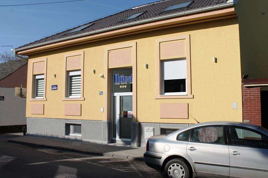Garni Hotel 11Tica Dm Novi Sad Luaran gambar