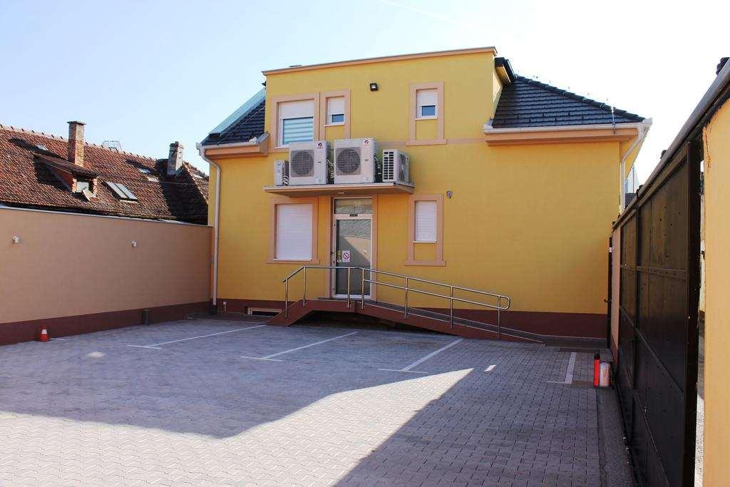 Garni Hotel 11Tica Dm Novi Sad Luaran gambar