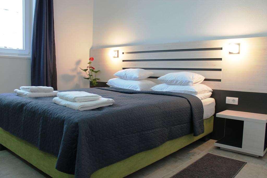 Garni Hotel 11Tica Dm Novi Sad Bilik gambar